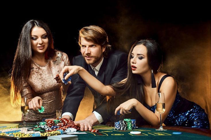3 Lucky Blue Live Betting